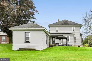 1730 W Main St, Valley View, PA 17983 - Photo 31