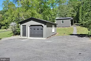 11 Locust Ln, Orwigsburg, PA 17961 - Photo 17