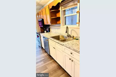 13 N 2nd Street, Saint Clair, PA 17970 - Photo 7