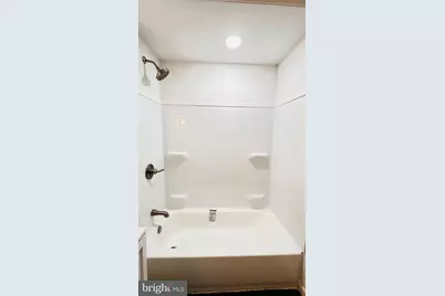 13 N 2nd Street, Saint Clair, PA 17970 - Photo 19