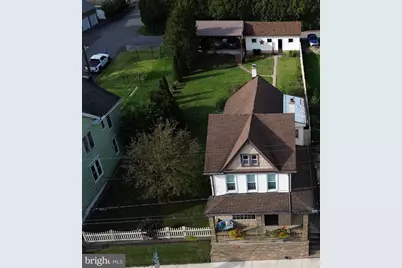 1009 E Grand Avenue, Tower City, PA 17980 - Photo 3