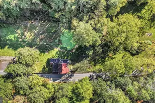 331 E Second Mountain Rd, Pottsville, PA 17901 - Photo 5