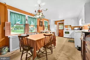 331 E Second Mountain Rd, Pottsville, PA 17901 - Photo 13