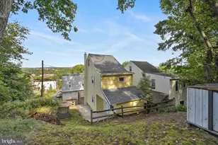 1023 W Schuylkill Ave, Pottsville, PA 17901 - Photo 29