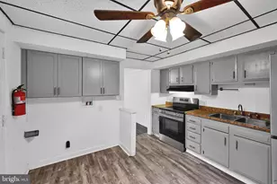 1023 W Schuylkill Ave, Pottsville, PA 17901 - Photo 17
