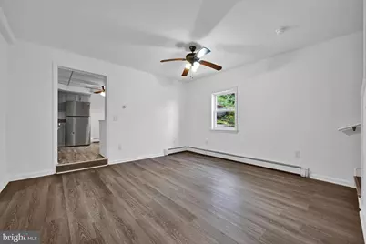 1023 W Schuylkill Avenue, Pottsville, PA 17901 - Photo 13