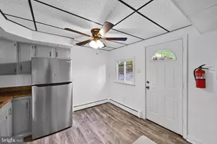 1023 W Schuylkill Ave, Pottsville, PA 17901 - Photo 15