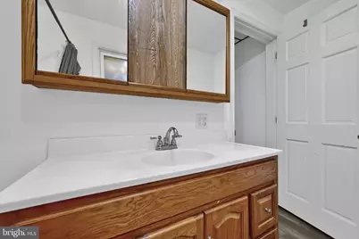 1023 W Schuylkill Avenue, Pottsville, PA 17901 - Photo 23