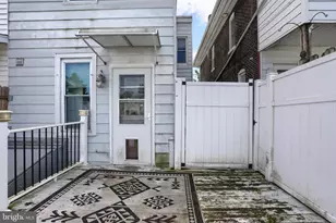 323 W Spring St, Frackville, PA 17931 - Photo 31