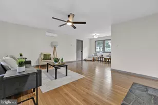 25 S 25th St, Pottsville, PA 17901 - Photo 5