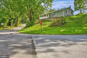 2 Brown Ln, Pine Grove, PA 17963 - Photo 7
