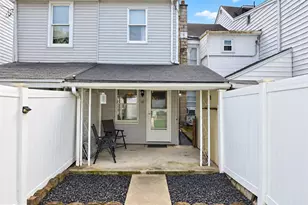 817 Market St, Ashland, PA 17921 - Photo 3