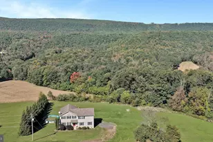 37 W Walnut St, Ringtown, PA 17967 - Photo 5