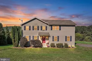 37 W Walnut St, Ringtown, PA 17967 - Photo 3