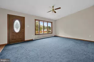 327 W Laurel St, Tremont, PA 17981 - Photo 9