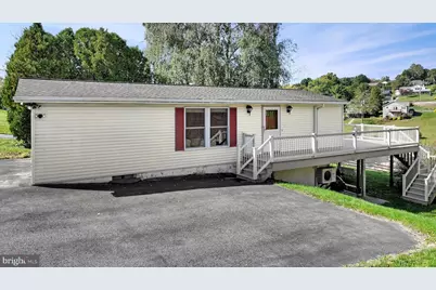 452 Wynonah Drive, Auburn, PA 17922 - Photo 3