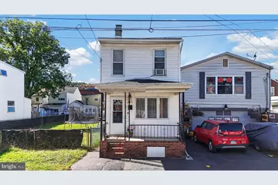 208 S Morris Street, Saint Clair, PA 17970 - Photo 3