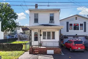 208 S Morris St, Saint Clair, PA 17970 - Photo 3