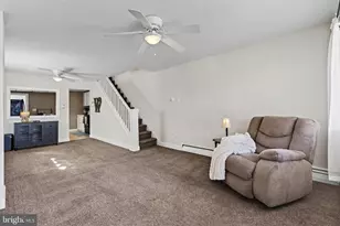 208 S Morris St, Saint Clair, PA 17970 - Photo 9