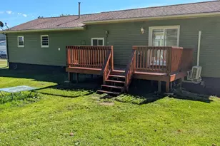 38 W Donaldson St, Tremont, PA 17981 - Photo 3