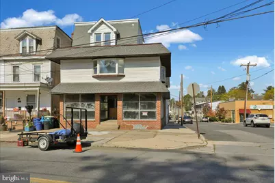 1942 W Market Street, Pottsville, PA 17901 - Photo 3