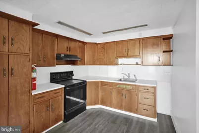 1942 W Market Street, Pottsville, PA 17901 - Photo 21