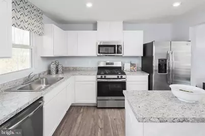 33 Dayspring Drive #J2, Orwigsburg, PA 17961 - Photo 3