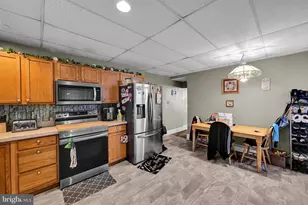 301 S Spring Garden St, Pottsville, PA 17901 - Photo 13