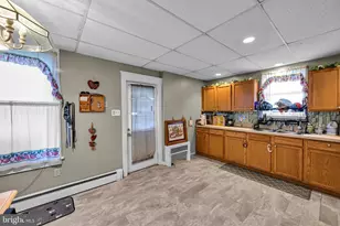 301 S Spring Garden St, Pottsville, PA 17901 - Photo 11