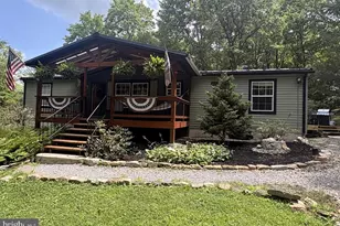 121 Retreat Rd, New Ringgold, PA 17960 - Photo 1