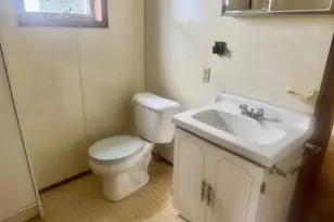 415 W Mahanoy St, Mahanoy City, PA 17948 - Photo 13