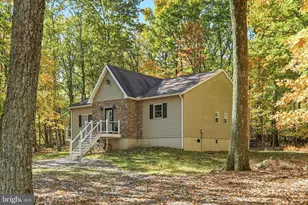 322 N Spring Mountain Dr, Zion Grove, PA 17985 - Photo 5