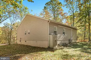 322 N Spring Mountain Dr, Zion Grove, PA 17985 - Photo 31