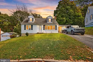 130 Mahantongo Dr, Pottsville, PA 17901 - Photo 1