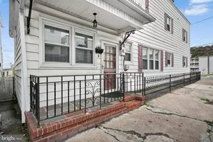 200 W Lloyd St, Shenandoah, PA 17976 - Photo 5