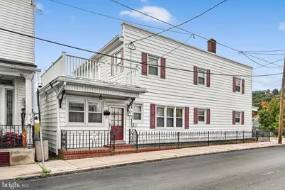 200 W Lloyd Street, Shenandoah, PA 17976 - Photo 1