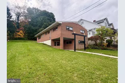 1931 W Howard Avenue, Pottsville, PA 17901 - Photo 3