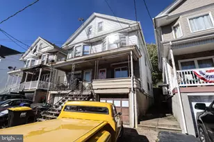 191 Virginia Ave, Shenandoah, PA 17976 - Photo 3