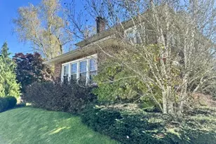 77 N Center St, Frackville, PA 17931 - Photo 21