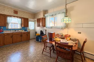 19 E Mahanoy St, Mahanoy City, PA 17948 - Photo 15