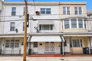 19 E Mahanoy St, Mahanoy City, PA 17948 - Photo 1