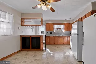 428 W Washington St, Frackville, PA 17931 - Photo 9