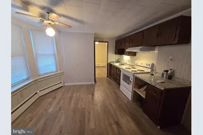 241 Pierce Street, Pottsville, PA 17901 - Photo 3