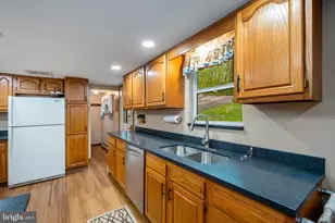 750 Lake Side Rd, Addison, PA 15411 - Photo 27