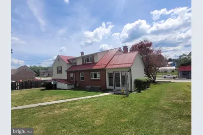 202 Main Street S, Conemaugh Township, PA 15928 - Photo 5