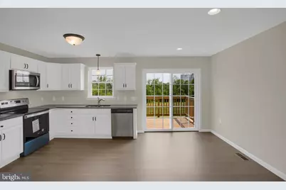 81 St Andrews Way, Selinsgrove, PA 17870 - Photo 5