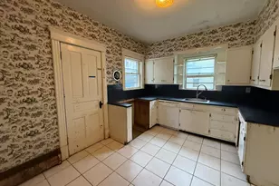 77 Spring St, Beaver Springs, PA 17812 - Photo 3