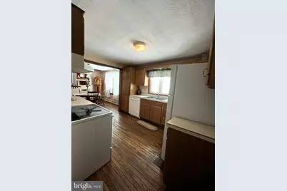 2 E New Market Street, Freeburg, PA 17827 - Photo 5