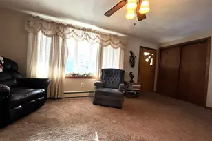 2 E New Market St, Freeburg, PA 17827 - Photo 15