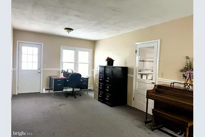 2 E New Market Street, Freeburg, PA 17827 - Photo 3